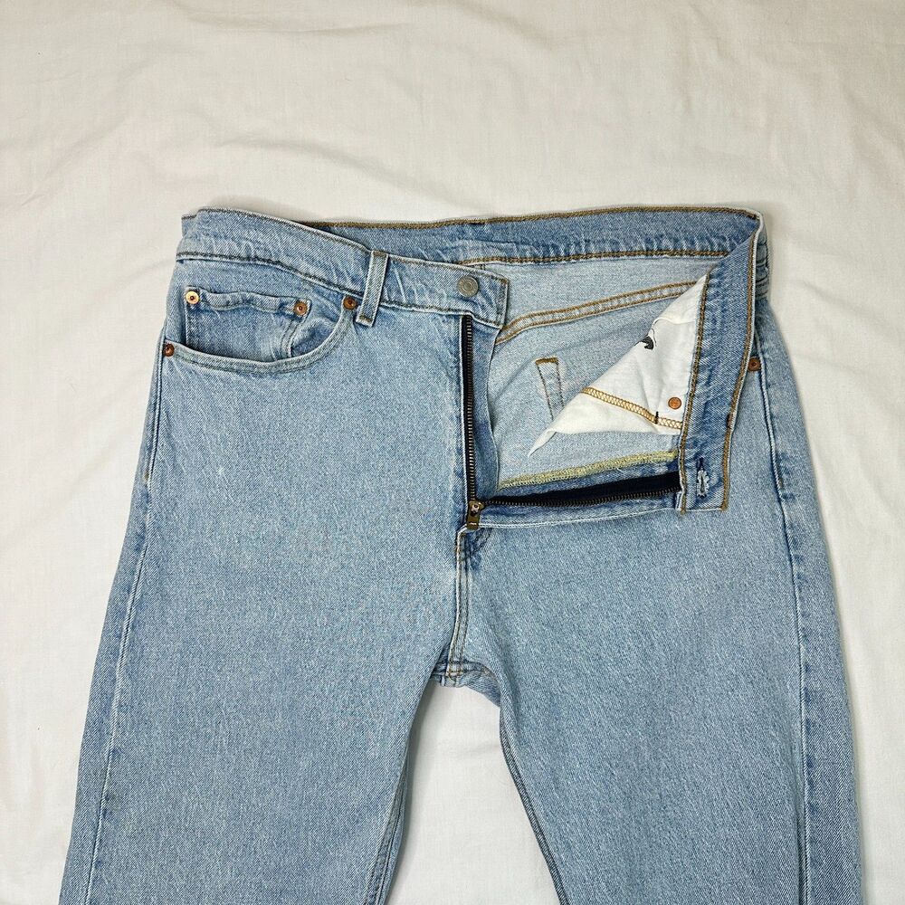 Levi's 505 Regular Fit Jeans Mens 36x34 Measured 32 Inseam Light Wash - Picture 10 of 16